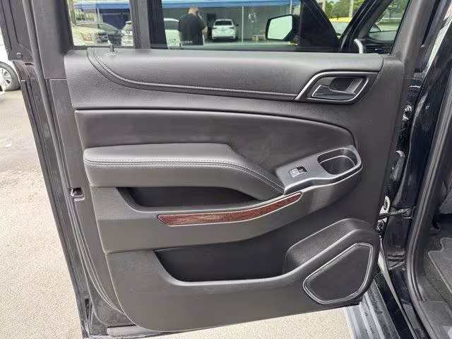 2018 GMC Yukon XL - 1GKS2GKC0JR132258 - Image #17