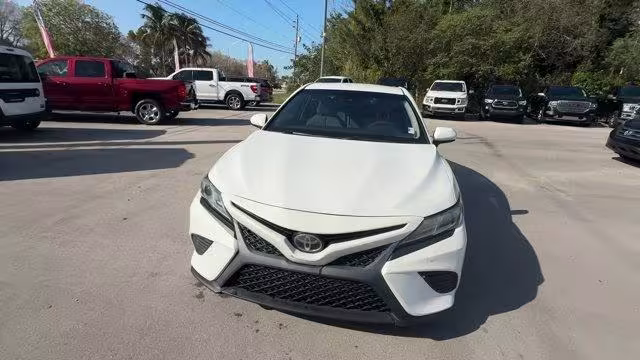 2018 Toyota Camry - 4T1B11HK2JU549920 - Image #7